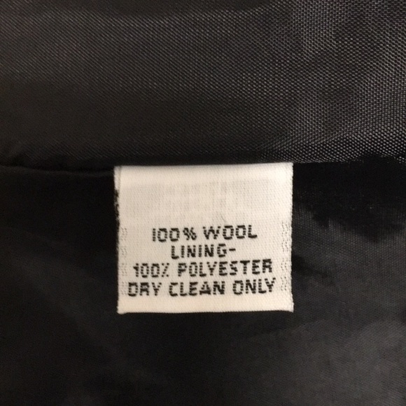 TALBOTS LIKE NEW Black wool blazer petite size 8P career tailored business - Picture 5 of 7